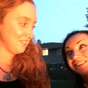 Meet your Posher, Camille